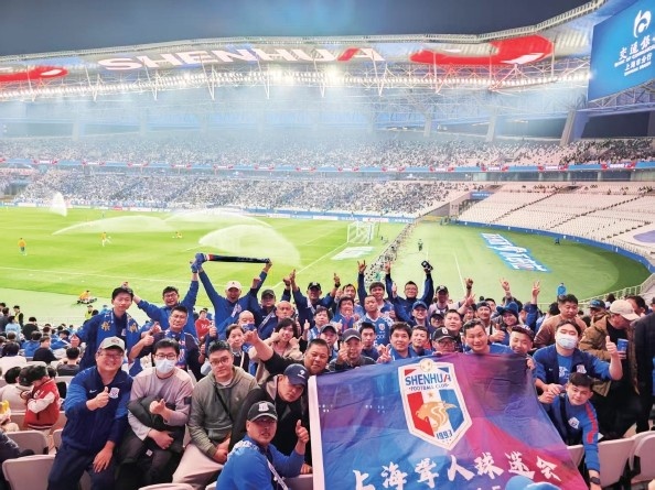 東體介紹上海聾人球迷會：最安靜的助威，最“響亮”的看臺