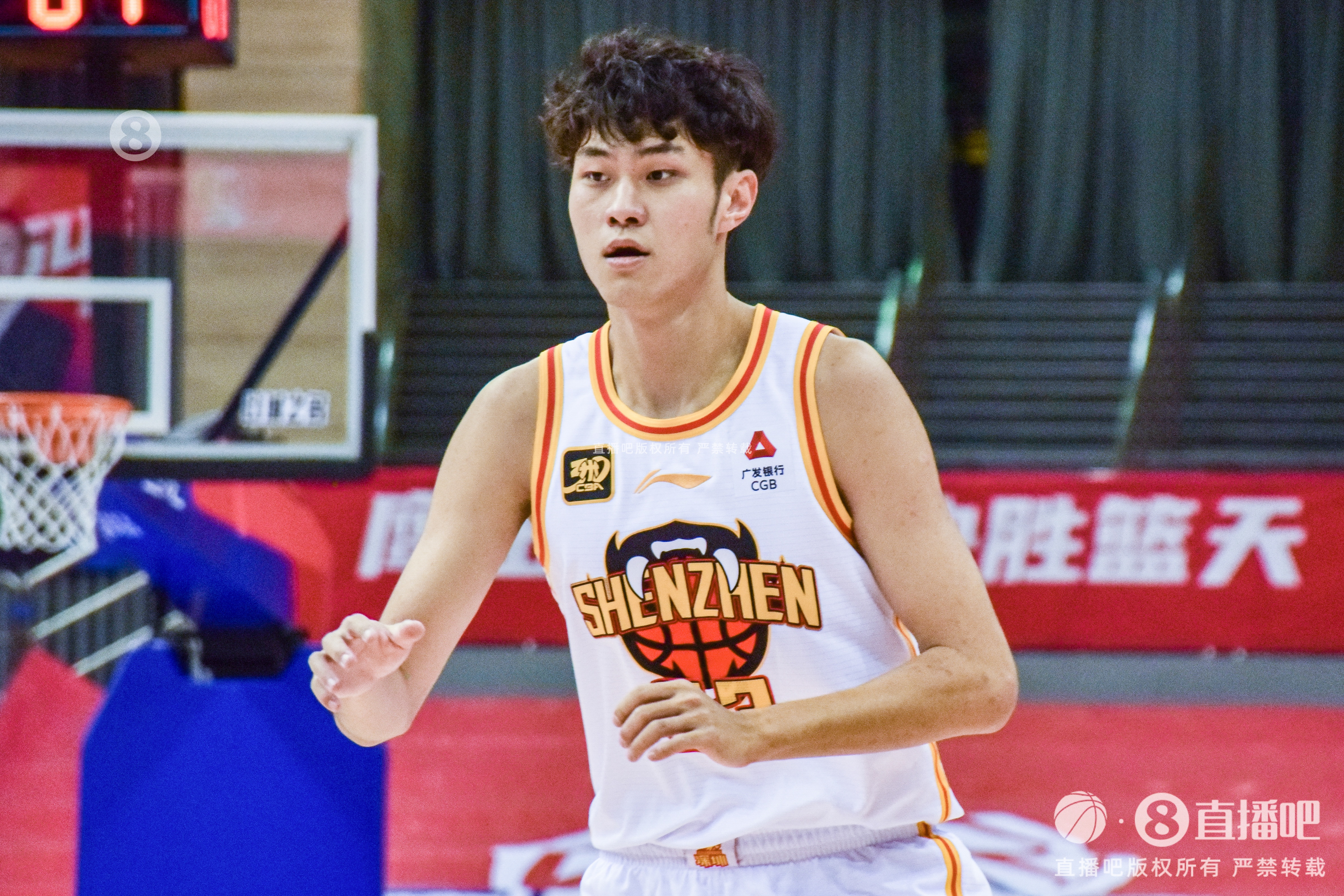 球隊主攻點！王浩然16中8拿到全隊最高20分外加2板4助2斷
